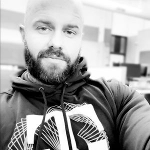 Meet your Posher, Clinton